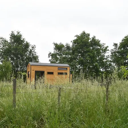 La Tiny Dans La Prairie Saussignac